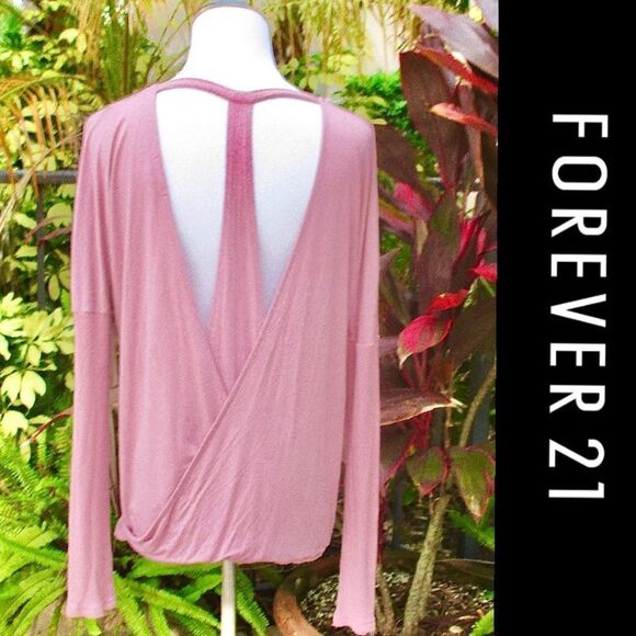 🍍3/$15🍍 Forever 21 Open Back Active Top - Picture 1 of 5